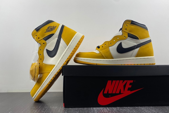 Air Jordan 1 High OG “Yellow Ochre” DZ5485-701