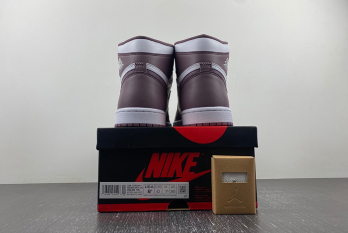 Air Jordan 1 High OG “Mauve” DZ5485-105