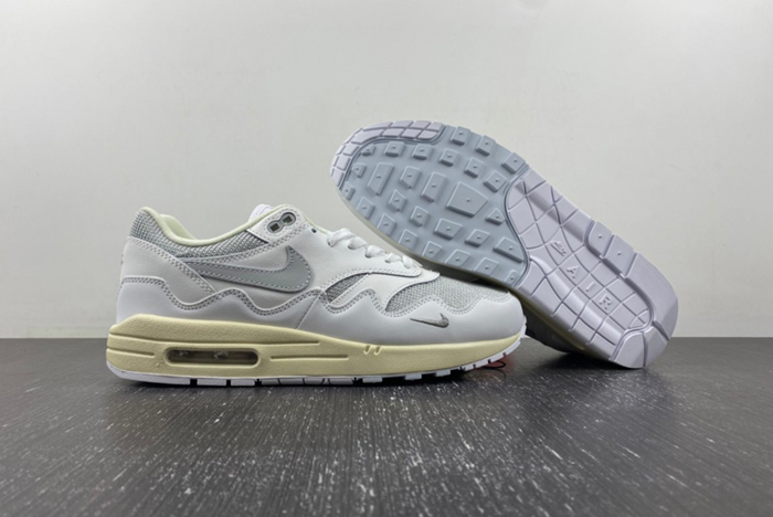 Patta x Nike Air Max 1 “White” DQ0299-100