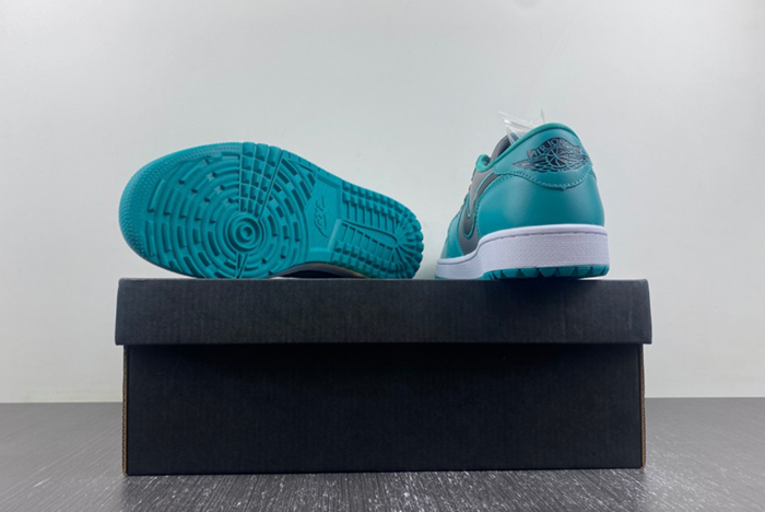 Air Jordan 1 Low Golf  FZ3248-001