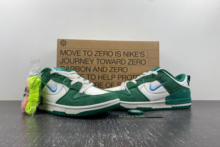 Dunk Low Disrupt DH4402-001