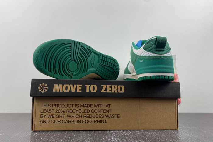 Dunk Low Disrupt DH4402-001