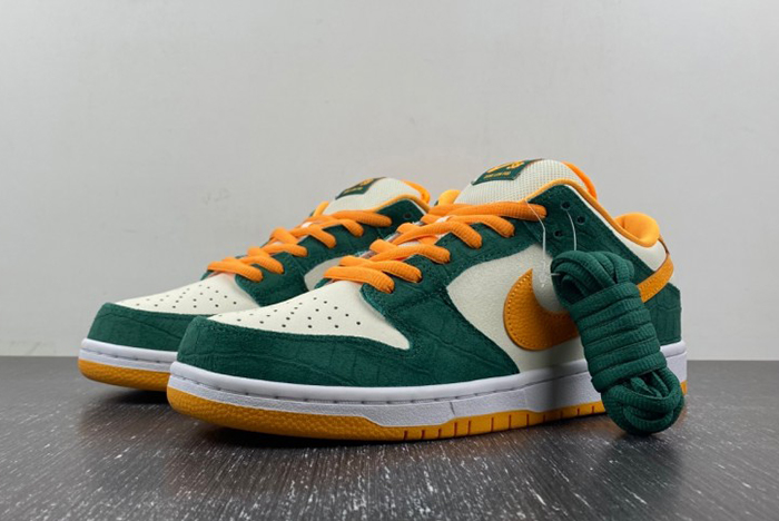 5K1 Nike SB Dunk Low Pro 304292-383