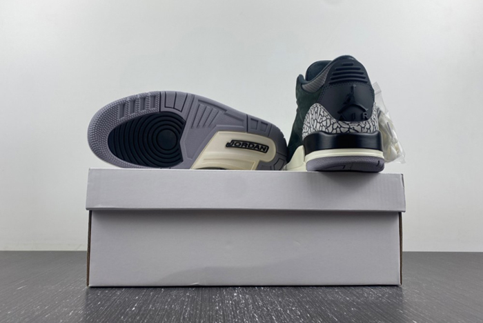 Air Jordan 3 WMNS “Off Noir” CK9246- 001
