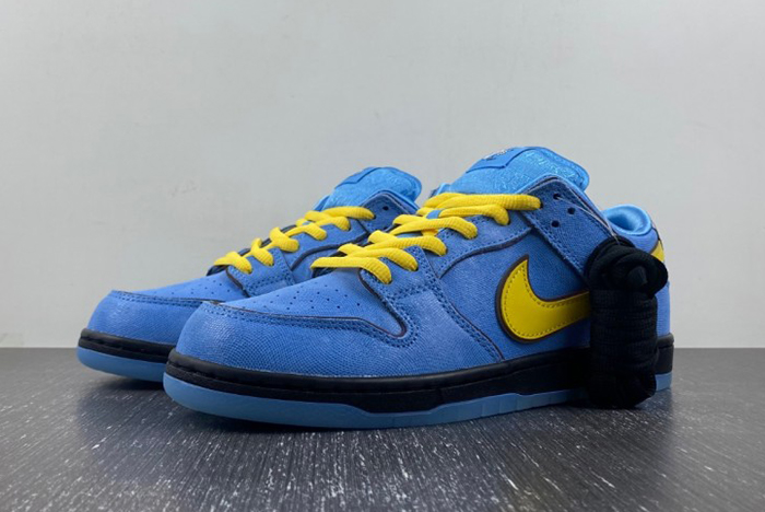 The Powerpuff Girls x Nike SB Dunk Low “Bubbles” FZ8320-400