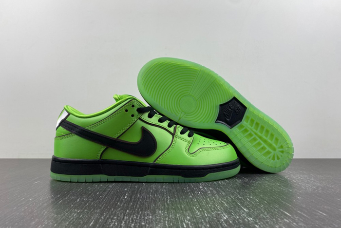 The Powerpuff Girls x Nike SB Dunk Low FZ8319- 300