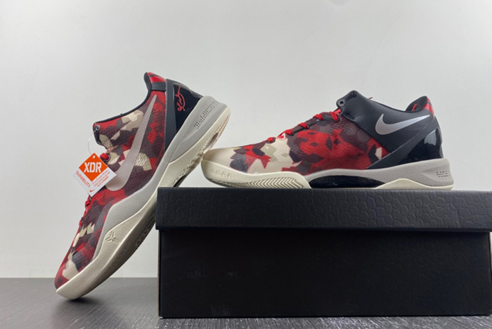 NIKE 555035-601 Kobe 8 System "Milk Snake"  555035-601