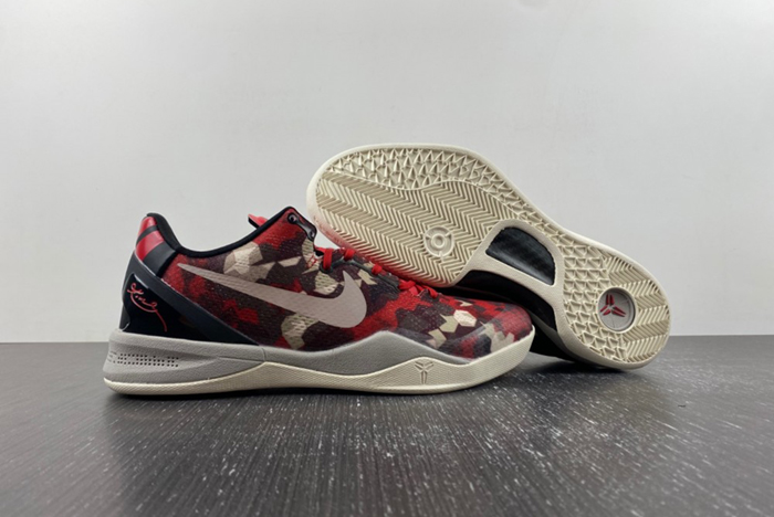 NIKE 555035-601 Kobe 8 System "Milk Snake"  555035-601