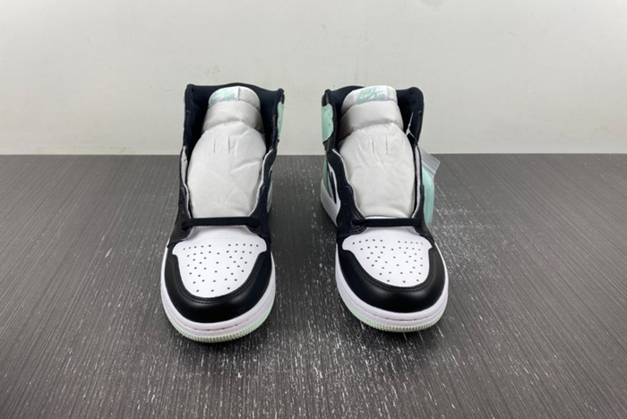 AIR JORDAN 1 RETRO HIGH OG NRG AJ1 861428-100