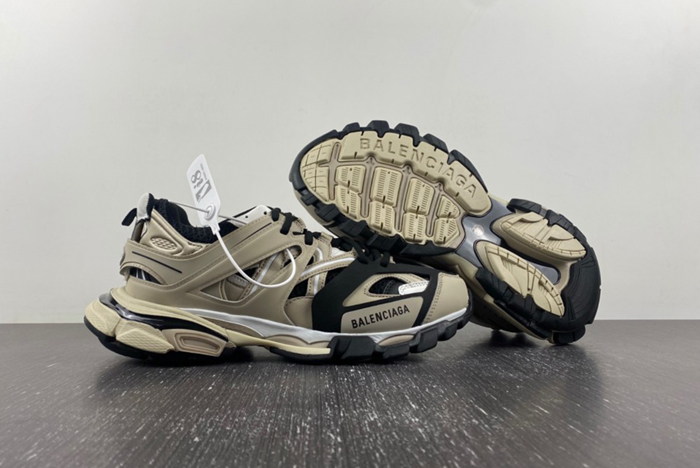 Ba*len*cia*ga 3.0  542023 w3ac4 8017