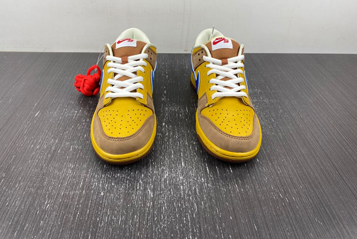 NIKE Dunk Low ” Newcastle Brown Ale ” 313170-741