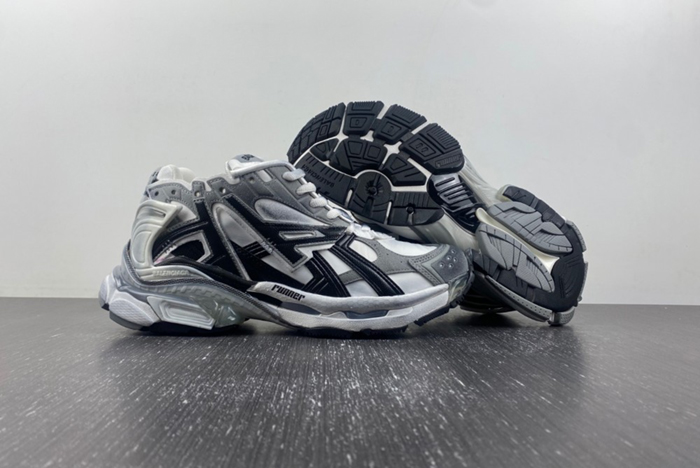 7.5 Ba*len*cia*ga/  677403-w3rb5-9012