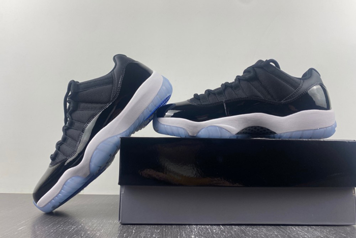 Air Jordan 11 “Space Jam FV5104-004