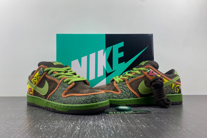 Nike SB Dunk Low “De La Soul” 789841-332
