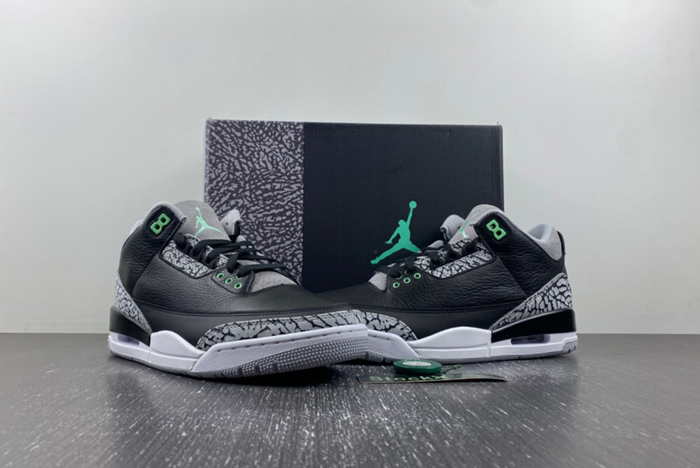 Air Jordan 3 “Green Glow CT8532-031