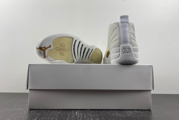 OVO x Air Jordan 12 “White  873864-102