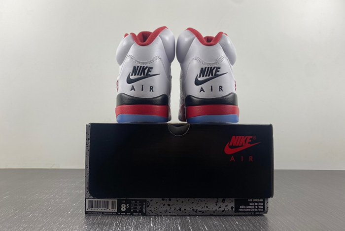 Air Jordan 5 “Fire Red” 136027-120