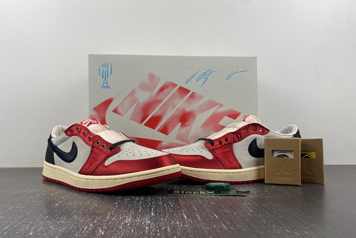 Trophy Room x Air Jordan 1 Low OG “Home” FN0432-100