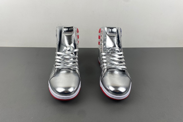 DONALD NEVER SURRENDER SILIVER COLOR