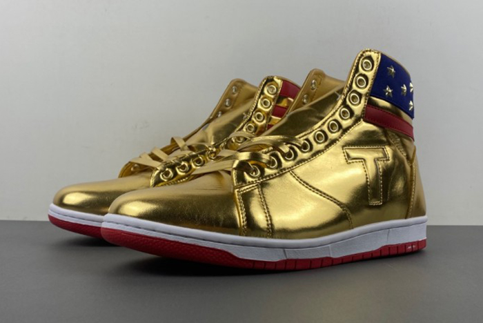 DONALD NEVER SURRENDER GOLD COLOR