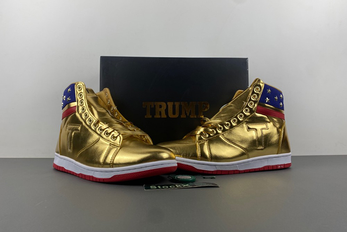 DONALD NEVER SURRENDER GOLD COLOR
