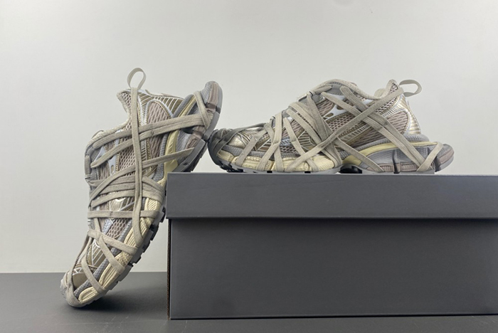 Ba*len*cia*ga phantom sneaker  778698 w3xll 9191