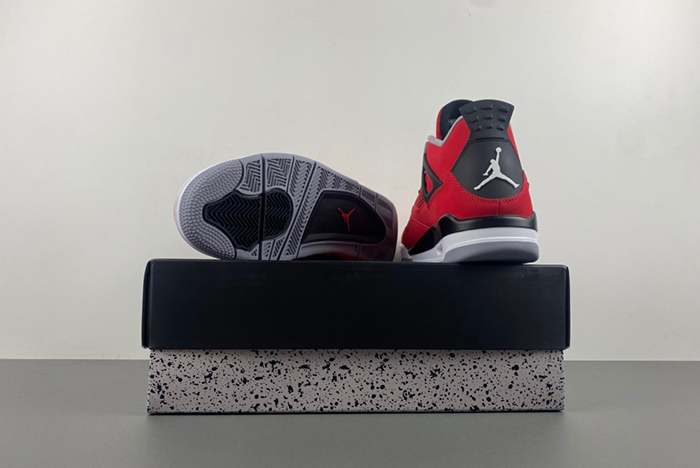 Air Jordan 4 Retro “Toro Bravo  308497-603