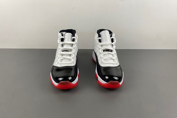 Air Jordan 11 CT8012-106