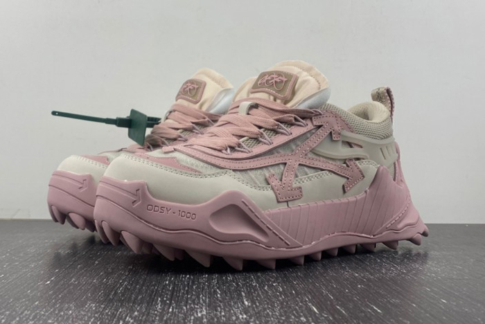 Off-White c/o Virgil Abloh PINK