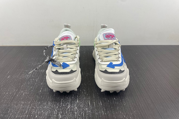 Off-White c/o Virgil Abloh 白蓝色