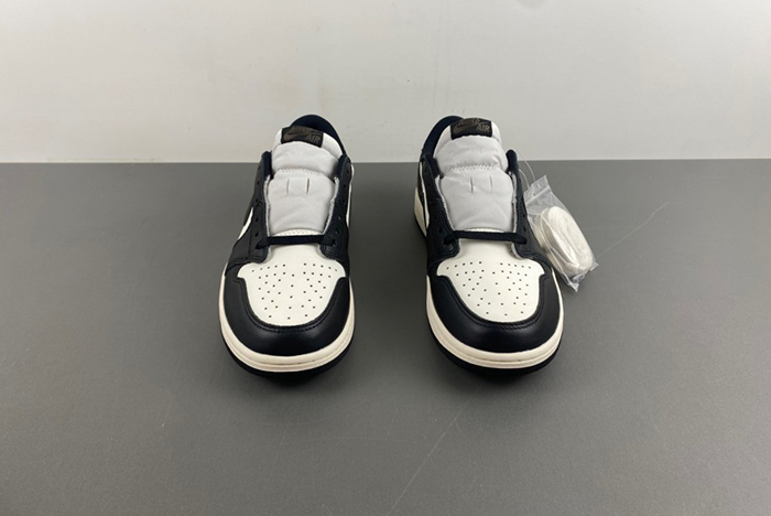 Air Jordan 1 Low OG “Mocha” CZ0790-102