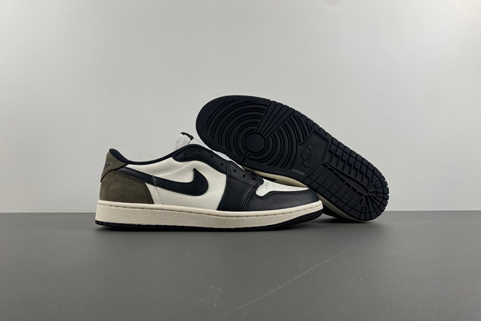 Air Jordan 1 Low OG “Mocha” CZ0790-102