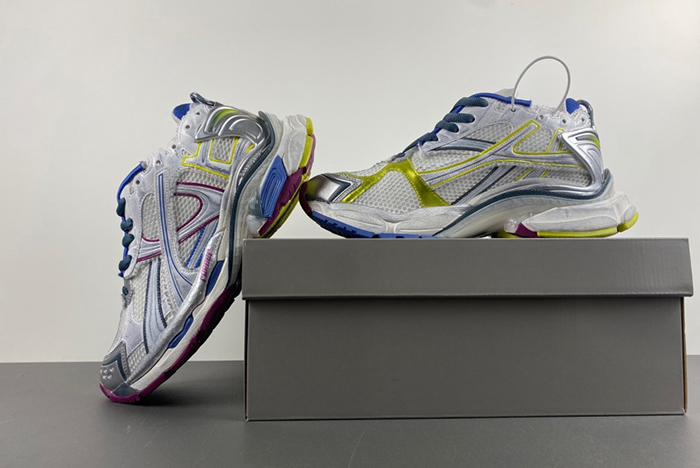 7.5Ba*len*cia*ga/  772774-w3rny-0328