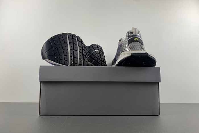 IAGA -PHANTOM SNEAKER 734731 W3XL5 9050 紫色