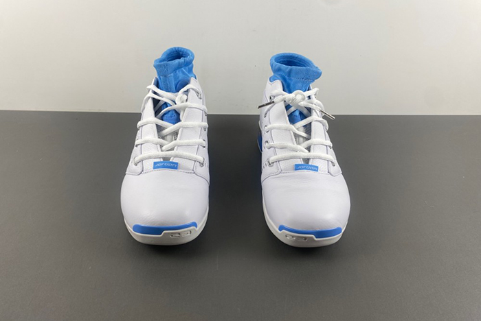 Air Jordan 17 Low “University Blue” FJ0395-101