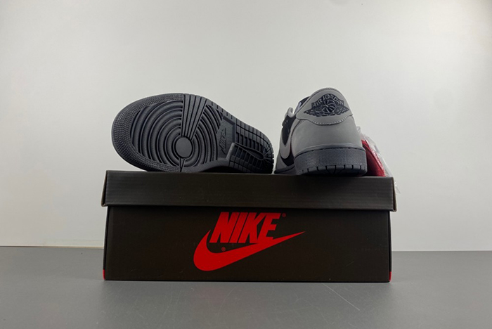 Travis Scott x Air Jordan 1  DM7866-775