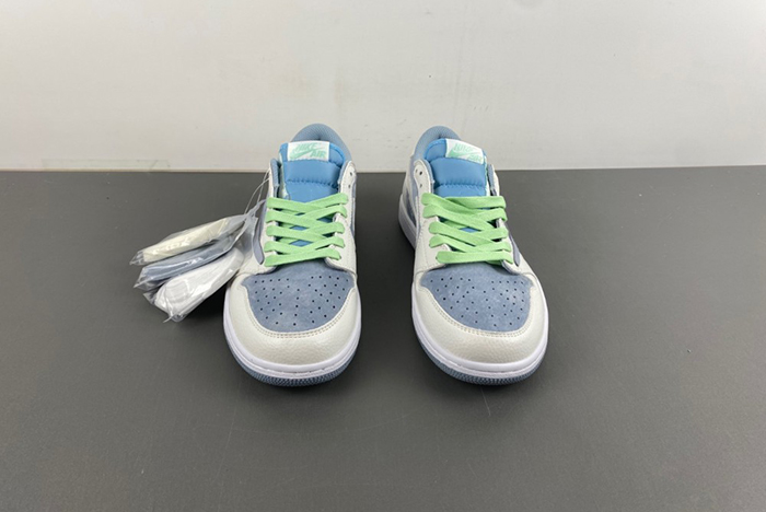 Travis Scott x Air Jordan 1  DM7866-888