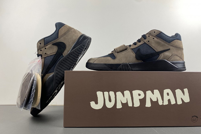 Travis Scott x Air Jordan 1 Low JACK FZ8117-204