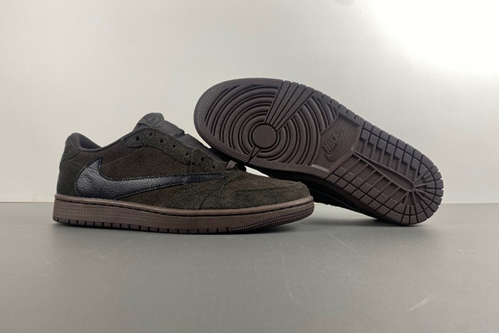 Travis Scott x Air Jordan 1 Low OG DM7866-202
