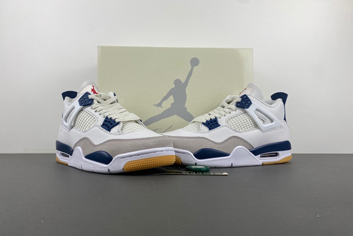 Nike SB x Air Jordan 4 Navy 2025 newest DR5415-100
