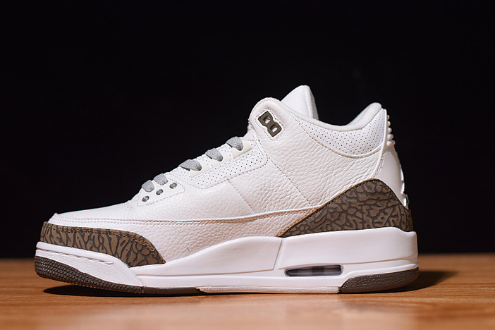 Air Jordan 3 Mocha 136064-122