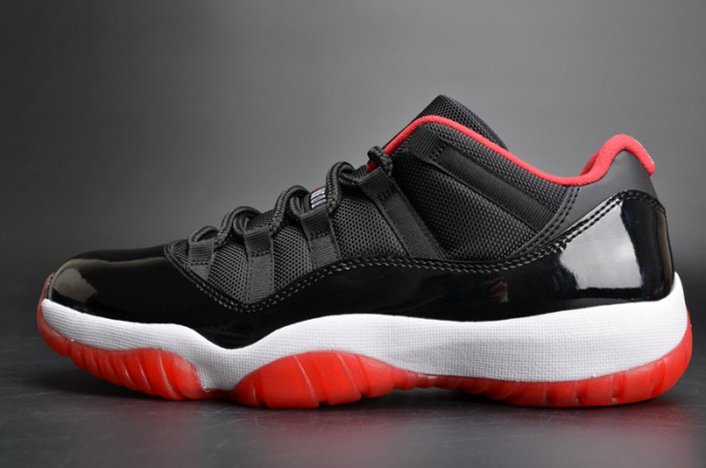 AIR JORDAN 11 RETRO LOW 